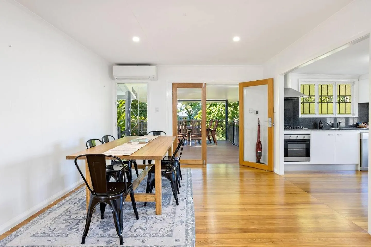 'Palm Paradise' Garden Getaway Near Cairns